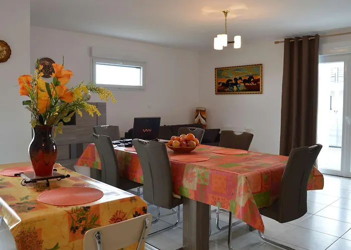 Appt Confort 3 Pieces Avec Terrasse Et Piscine A Saint-raphael - Fr-1-226a-124 Saint-Raphaël