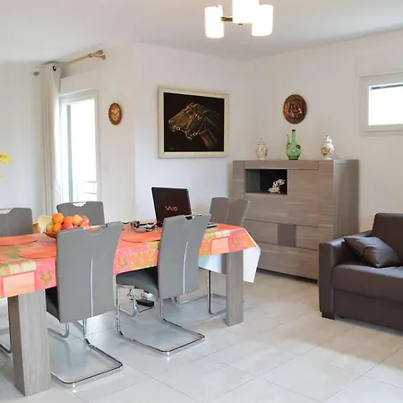 Appt Confort 3 Pieces Avec Terrasse Et Piscine A Saint-raphael - Fr-1-226a-124 Апартаменти Сен-Рафаель