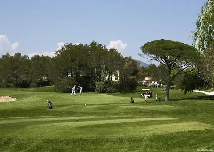 Apartamento Appt Confort 3 Pieces Avec Terrasse Et Piscine A Saint-raphael - Fr-1-226a-124