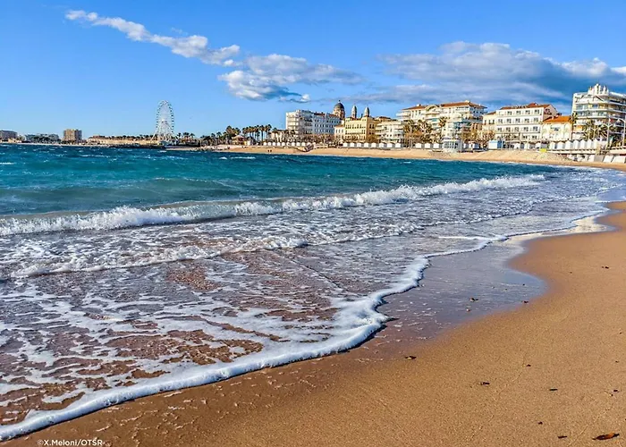 Appt Confort 3 Pieces Avec Terrasse Et Piscine A Saint-raphael - Fr-1-226a-124 *